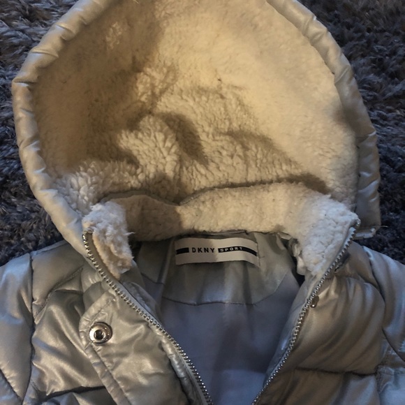 DKNY PUFFER JACKET - Picture 3 of 6